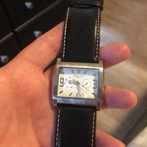 Men’s Kenneth Cole watch